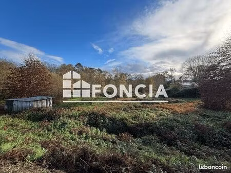 campagne  terrain constructible d'une superficie totale de 13194 m2