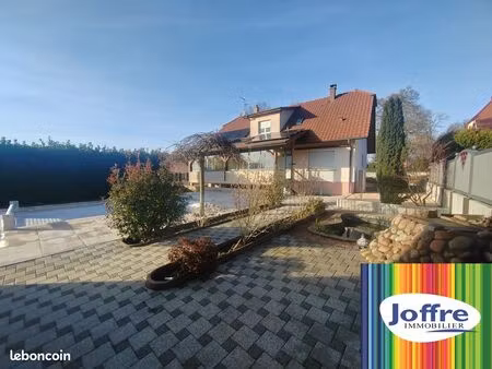 propriété 7 pièces 200 m²