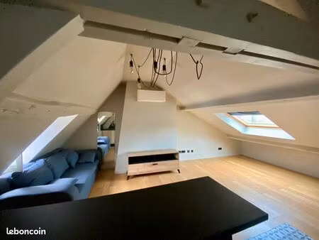 appartement meublé – 28 m² (40 m² au sol) – vernon centre