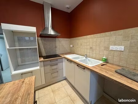 maison rénovée à proximité de châtellerault – colombiers – 68 69 m² – disponible immédiate