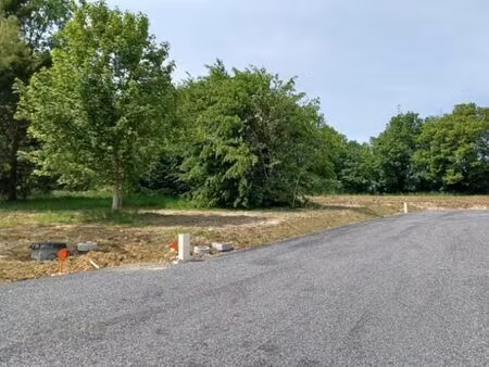 terrain 408 m² notre dame d oe