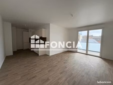 appartement 3 pièces 64 m²