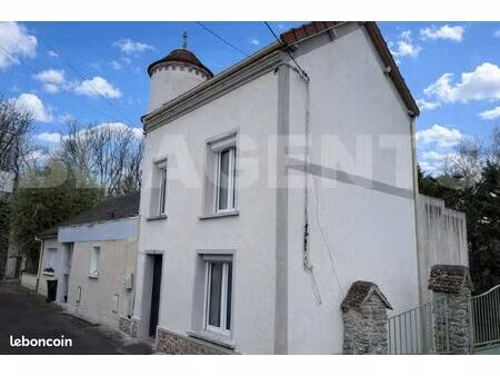 maison de ville 6 pièces 146 m²