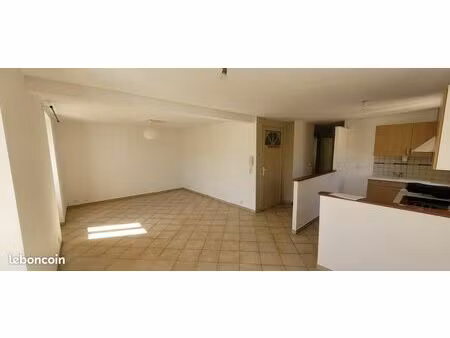 t3 73m² hérépian (35km nord béziers)