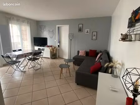 a louer - t2 meublé - 42m² avec balcon et parking