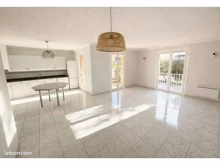 maison de ville 3 chambres