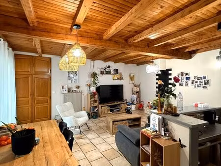 maison de bourg non meublée 95m2