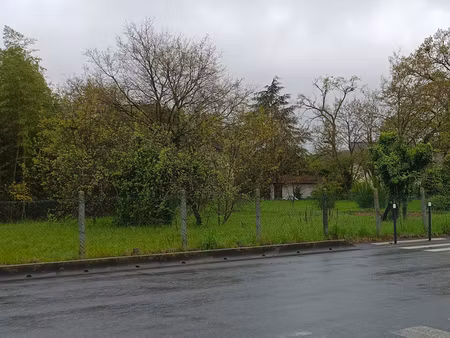 vente terrain 300 m² à montfermeil (93370)  160 000 €