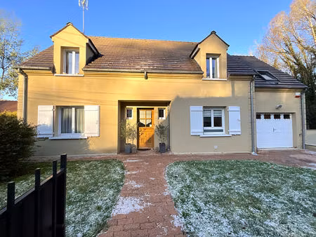 exclusivité * maison individuelle de 150m² * beau terrain clos de 637m² *