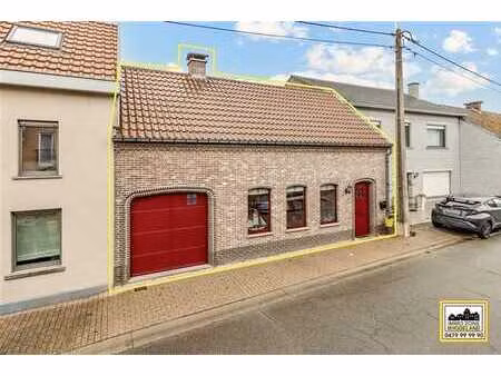 charmante maison de 4 chambres avec jardin ensoleillé