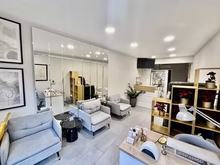 local commercial rue de france