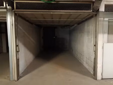 vente parking 11 m² à paris 15ème (75015)  31 500 €