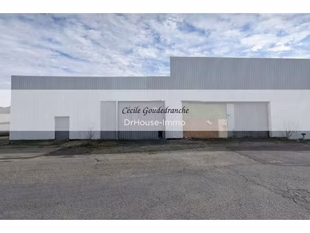 vente locaux professionnels 2 pièces 1540 m² à bassens (33530)  600 000 €