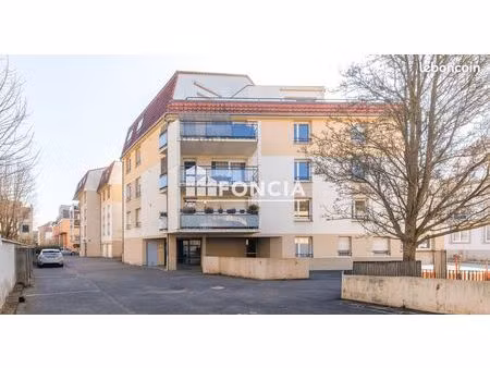 exclusivite foncia - magnifique 4 pièces avec terrasse et garage