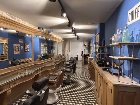 a vendre murs libres l'ile st louis