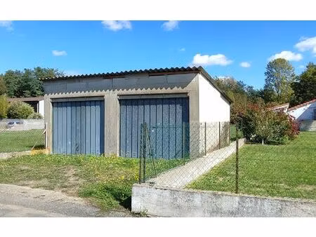 location stationnement  m² t- à vic-en-bigorre  55 €