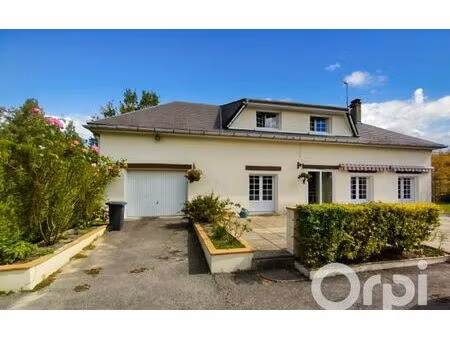 maison forges-les-eaux 137.7 m² t-6 à vendre  252 000 €