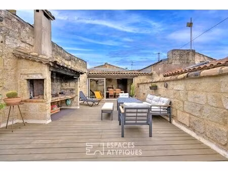 murmures d'histoire et évasion contemporaine