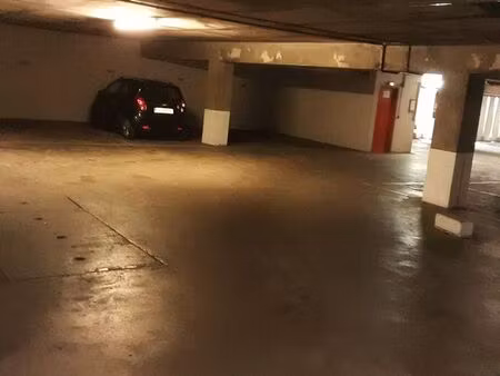 parking résidence du bois du vert galant  couvert et surveillé