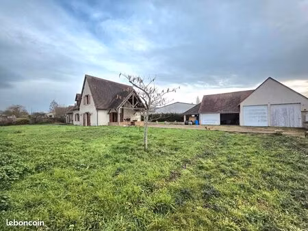 maison traditionnelle familiale