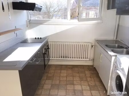 grand 2 pièces (50m²) cœur de ville