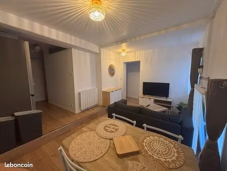 t1 meublé avec terrasse