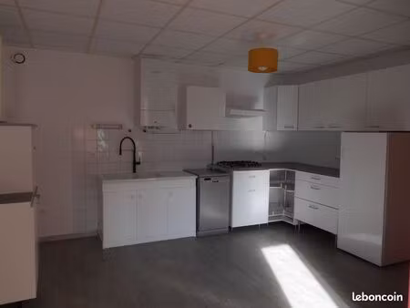 appartement 3 pièces 70m 2 st-just st-rambert