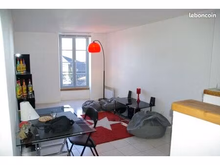 oloron st marie f2 – 36 m2 – 395 charges comprises