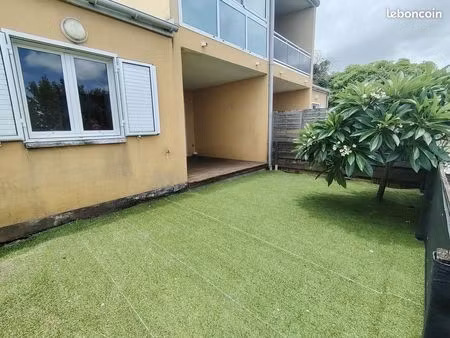 location appartement t2 non meublé situé à trois mares