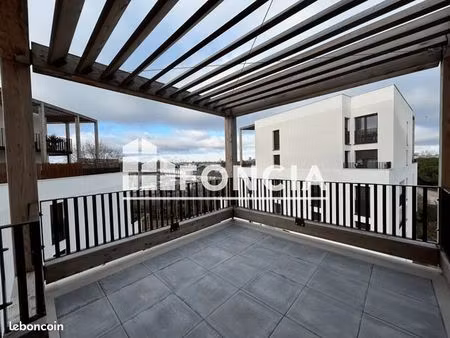 appartement 3 pièces 67 m²