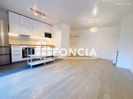 appartement 3 pièces 64 m²