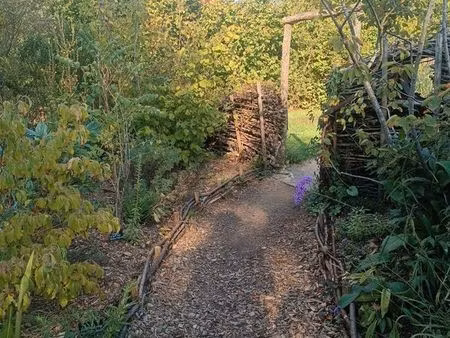 petite maison avec jardin
