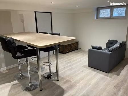 appartement authentique 2 pièces - refait à neuf