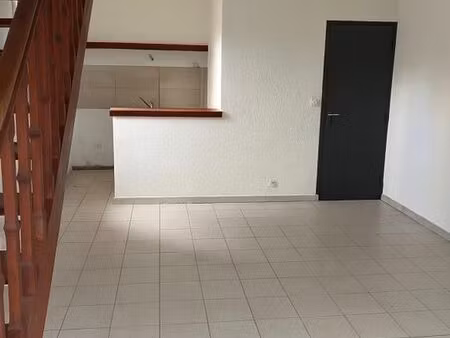 loue appartement 2 pièces