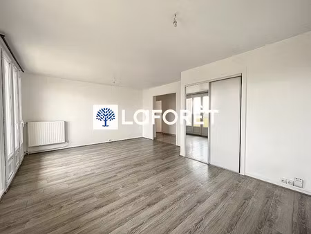 location appartement 3 pièces 73 m² à champagne-au-mont-d'or (69410)  890 €