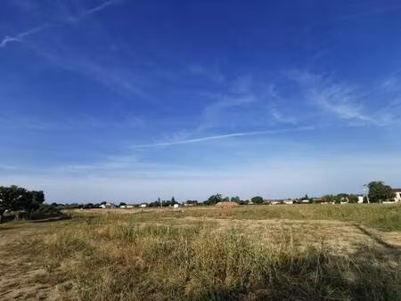 terrain constructible viabilisé à vendre