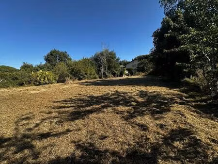 terrain constructible viabilisé à vendre