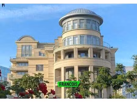 ixelles – penthouse exclusif 2 chambres avec terrasses et v…