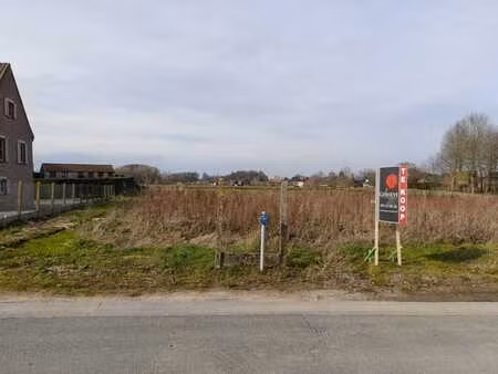 4 bouwgronden geschikt voor open bebouwing met een landel...
