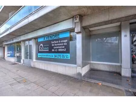 grande surface commerciale ou de bureaux en bon etat