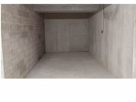 location parking 12 m² à saint-bernard (01600)  70 €