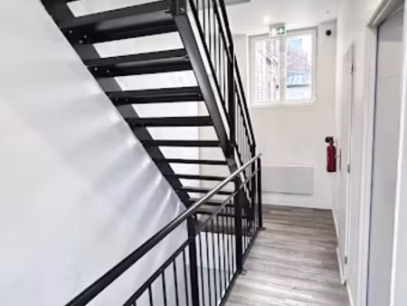 location locaux professionnels 15 m² à valenciennes (59300)  350 €