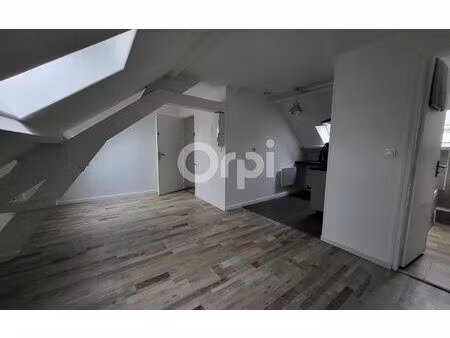 location appartement  22 m² t-1 à laigneville  400 €
