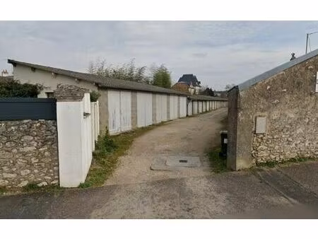 location stationnement  15 m² t- à blois  40 €