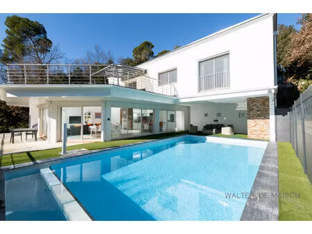 maison contemporaine golf 83170 brignoles