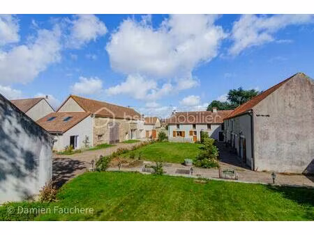 domaine de 340 m² à congerville-thionville