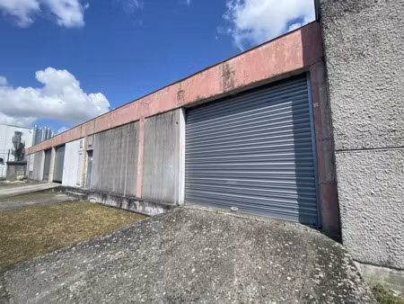 local d'activité 96 m² bordeaux nord