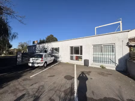 local d'activité de 97 m² cenon