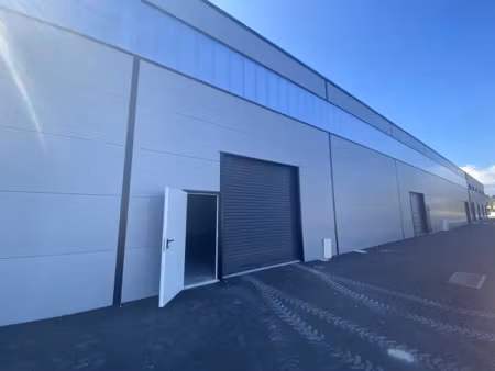 entrepôt 260 m² cestas