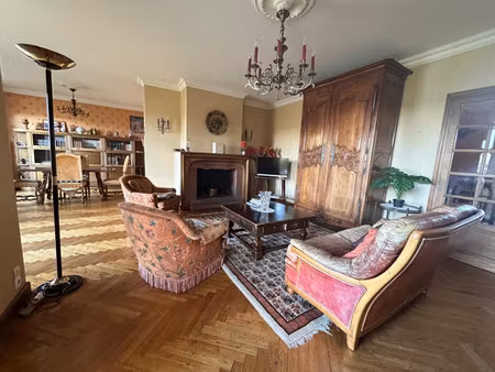 vente maison l'isle-jourdain  145m² 6 pièces 344 500€ avec terrasse